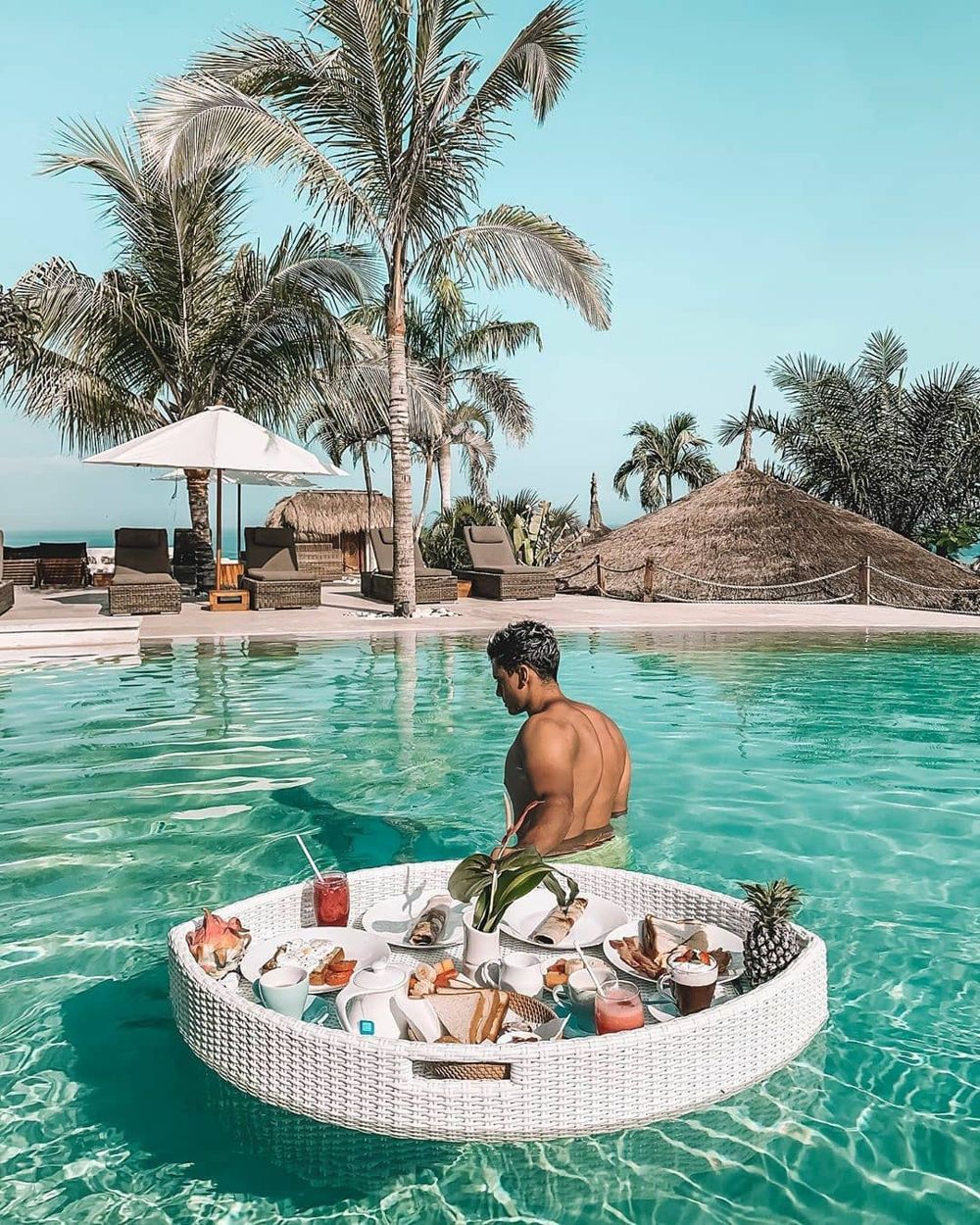 Romantic Bali Hotels - La Joya Balangan Resort - floating breakfast