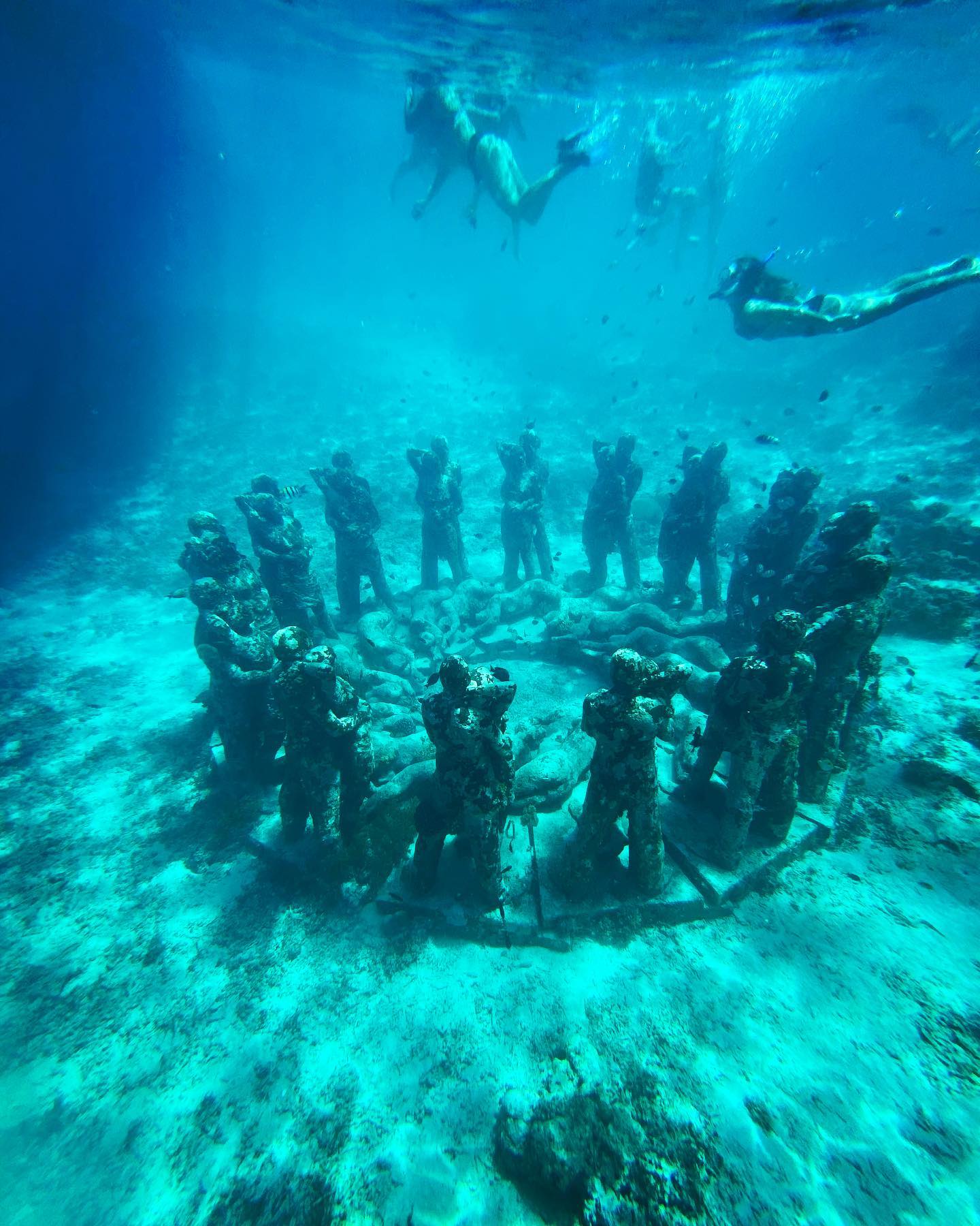 scuba diving bali man made site