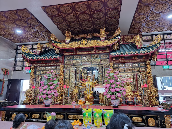 Kwan Im Thong Hood Cho Temple Interior Altar