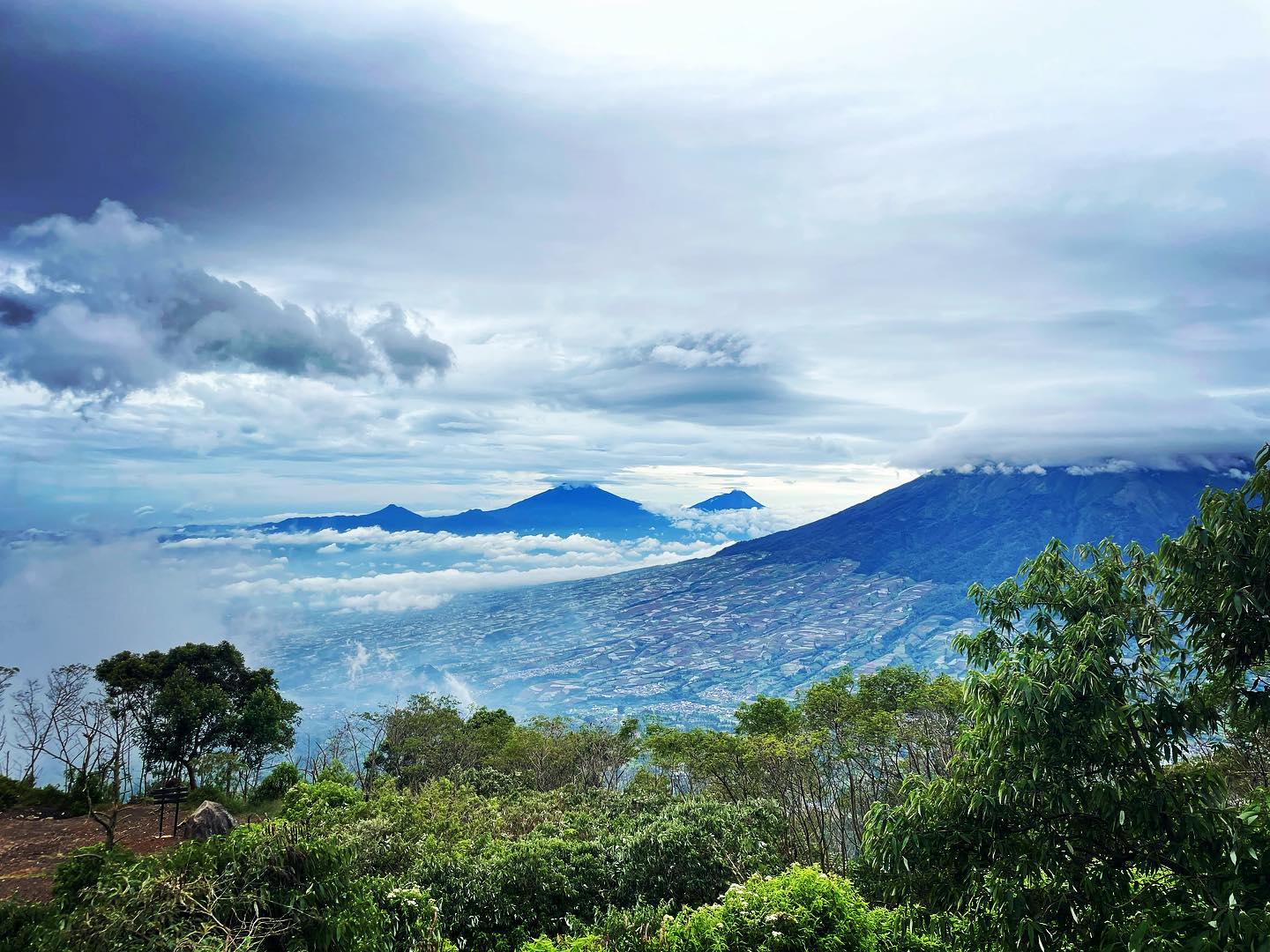 Mountains Mount Sindoro Indonesia