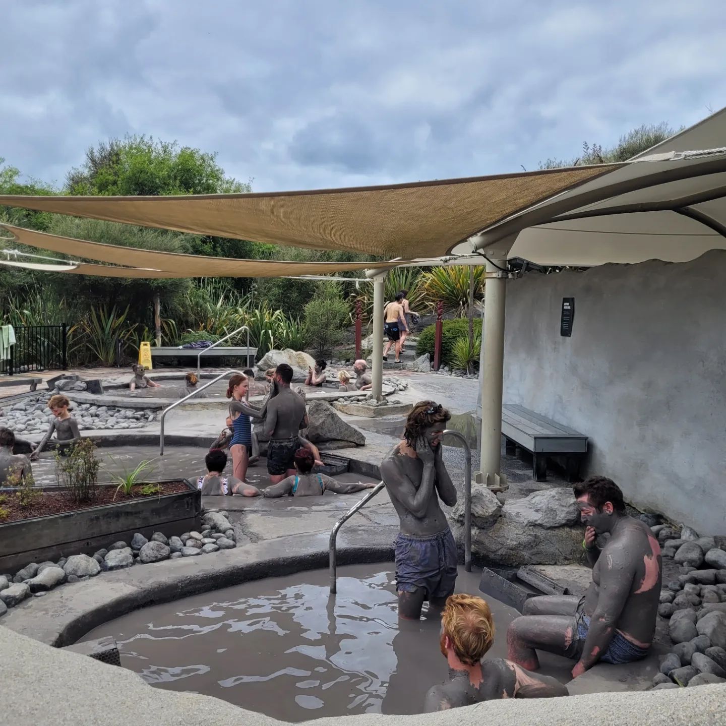 New Zealand itinerary for winter activities 2023 - mud spa