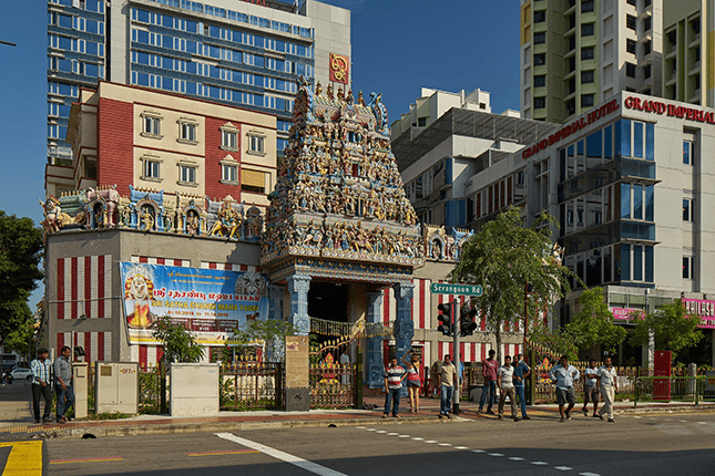 hindu temples singapore Sri Veeramakaliamman Temple street view of the temple