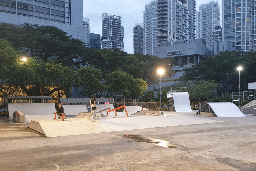 skateparks in singapore-Somerset Skatepark funbox