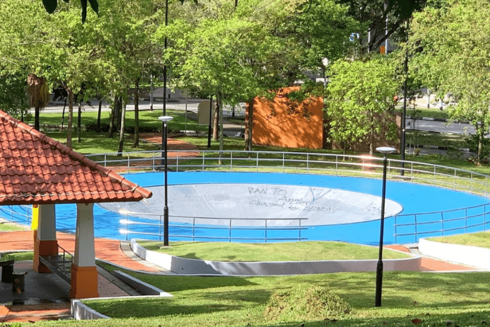skateparks in singapore-bishan skatepark wide bowl