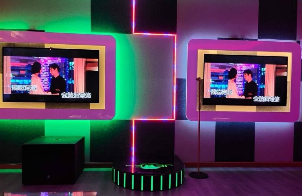 Jewel Music Box Affordable KTV Studio With 5 Outlets In SG