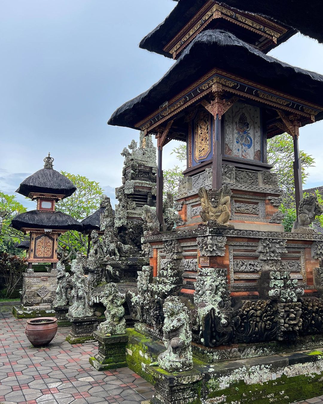 best temples in bali - batuan temple bale