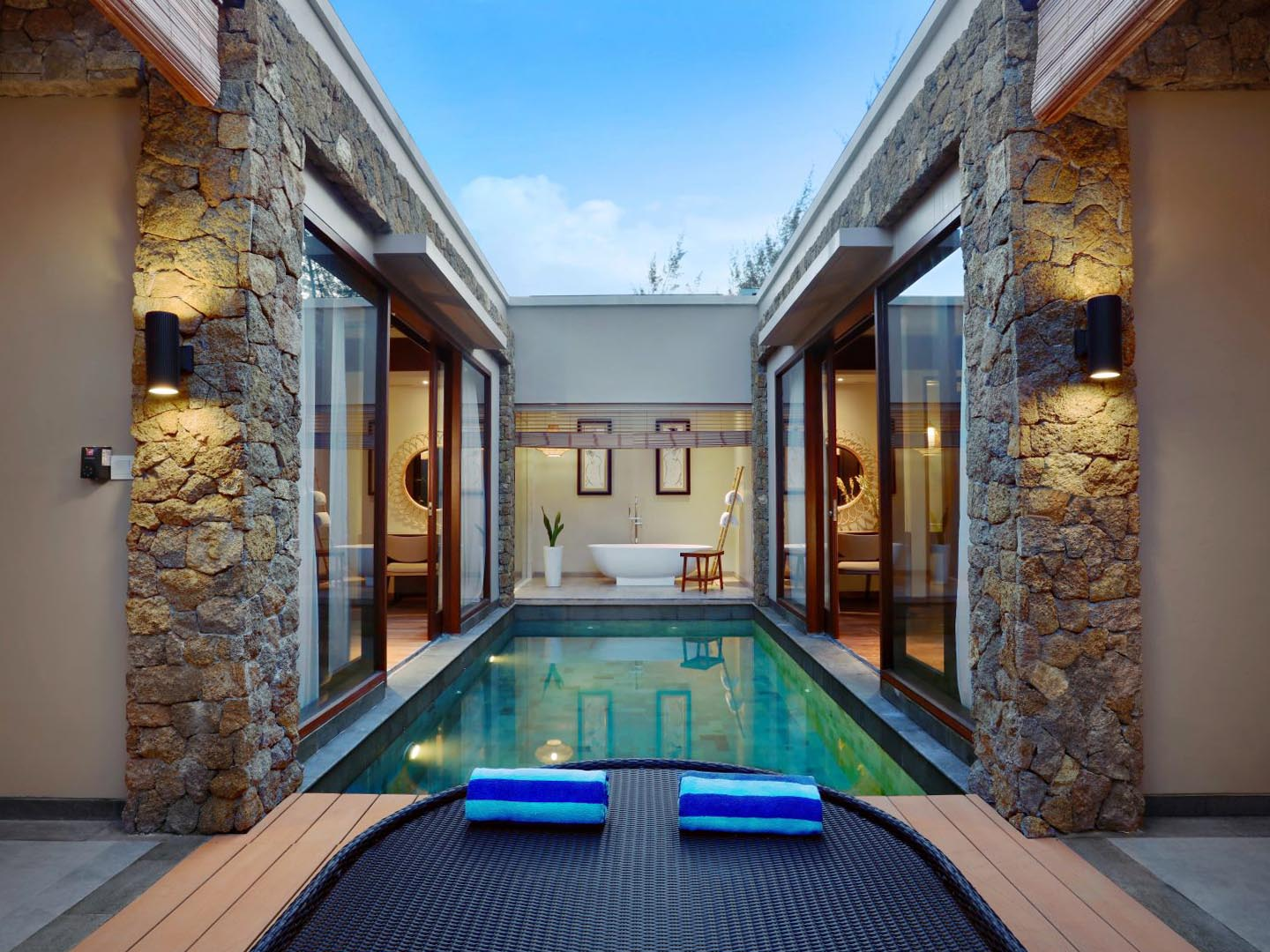 Bintan Resorts - Kamuela Villas pool