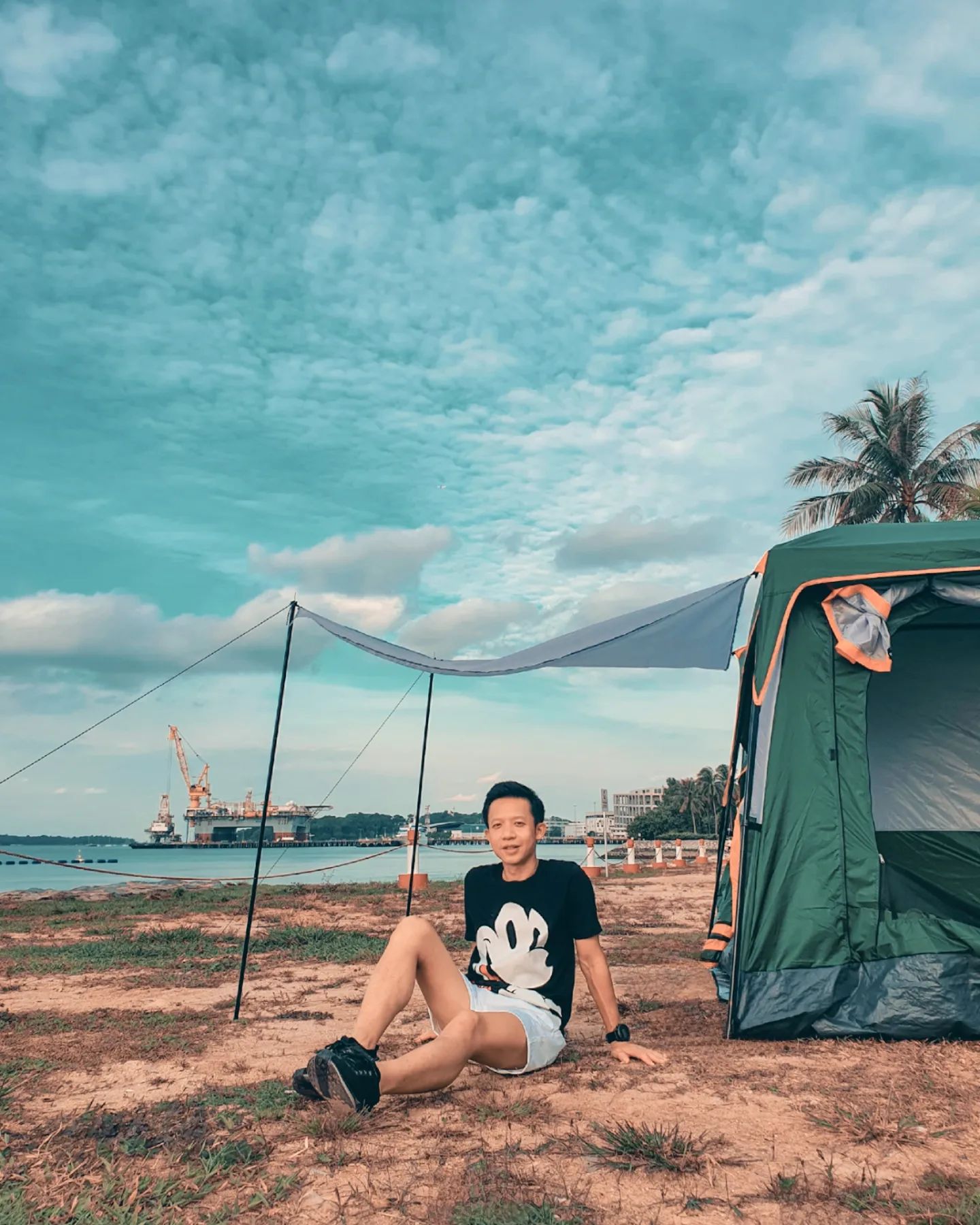 camping in singapore - pasir ris park