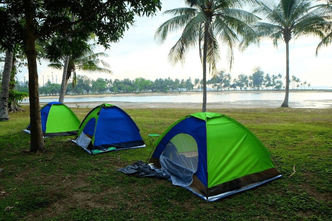 camping in singapore - pulau hantu tents