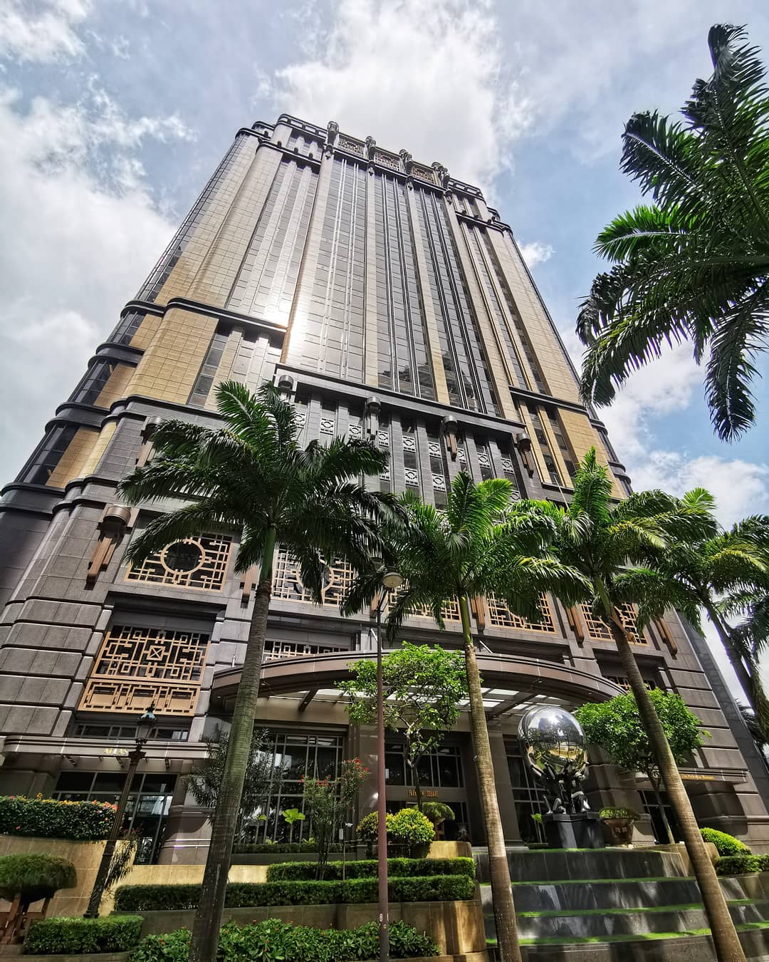 feng shui places in singapore - parkview square