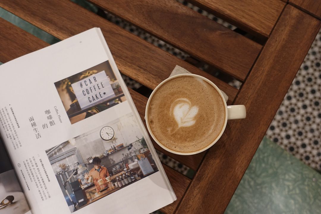 grassroots book room-hidden cafe coffee