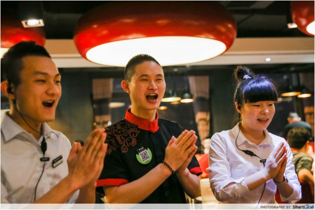 Cantonese Phrases - Restaurant Waiters Waitress