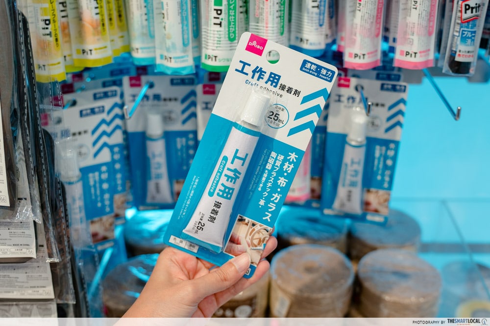 Daiso Singapore Best Items - craft adhesive white glue