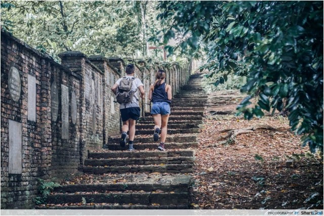  fort canning park stairs trail