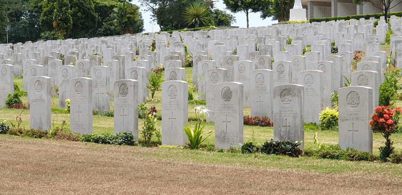 Kranji War Memorial - Gravestones