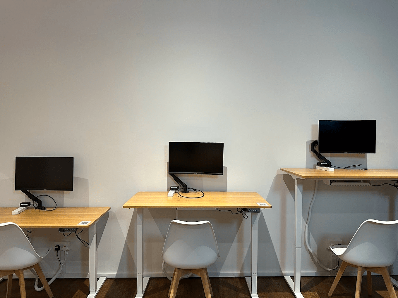 Spatial - Adjustable Desks