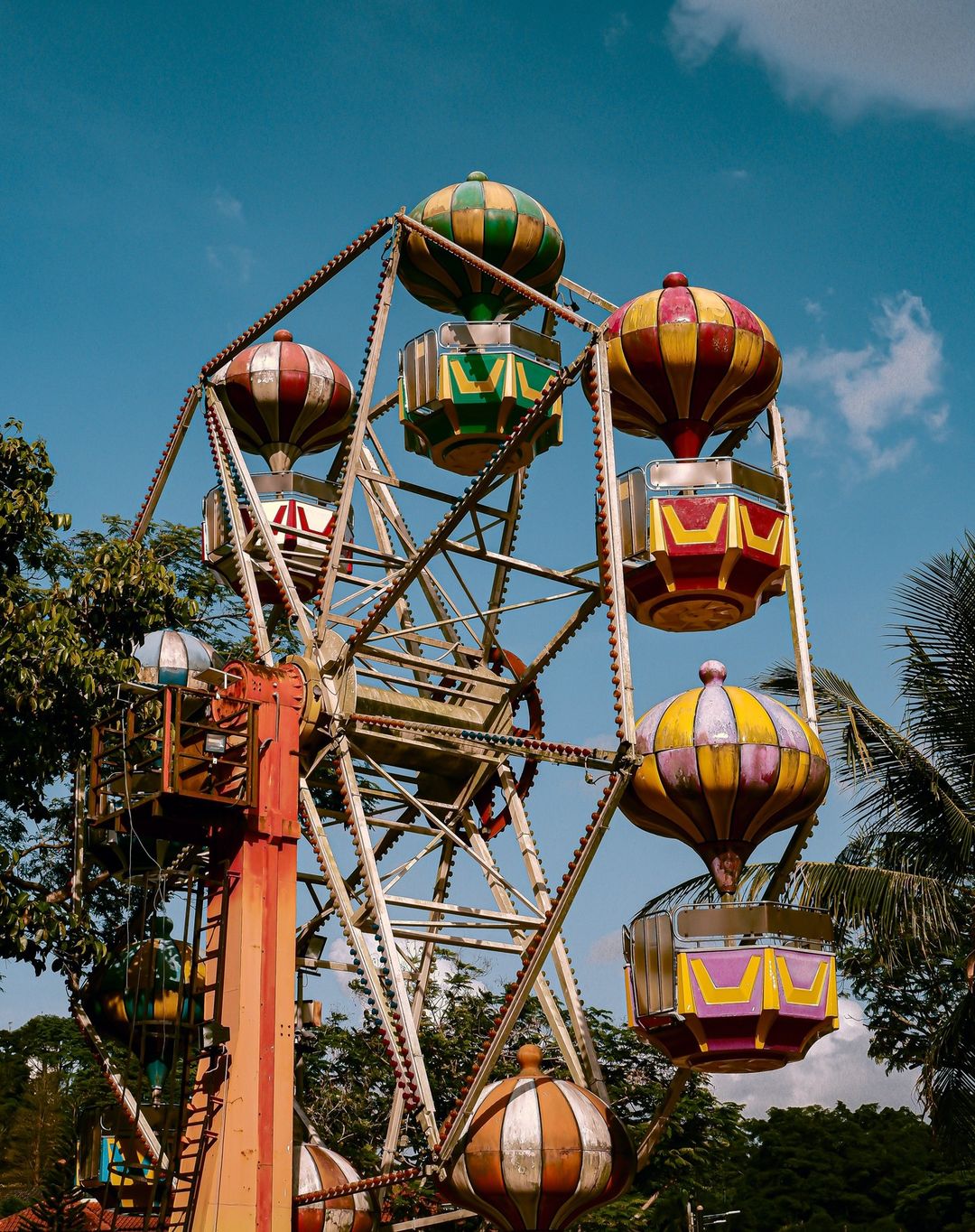 Danga Bay Theme Park - Balloon Ferris Wheel