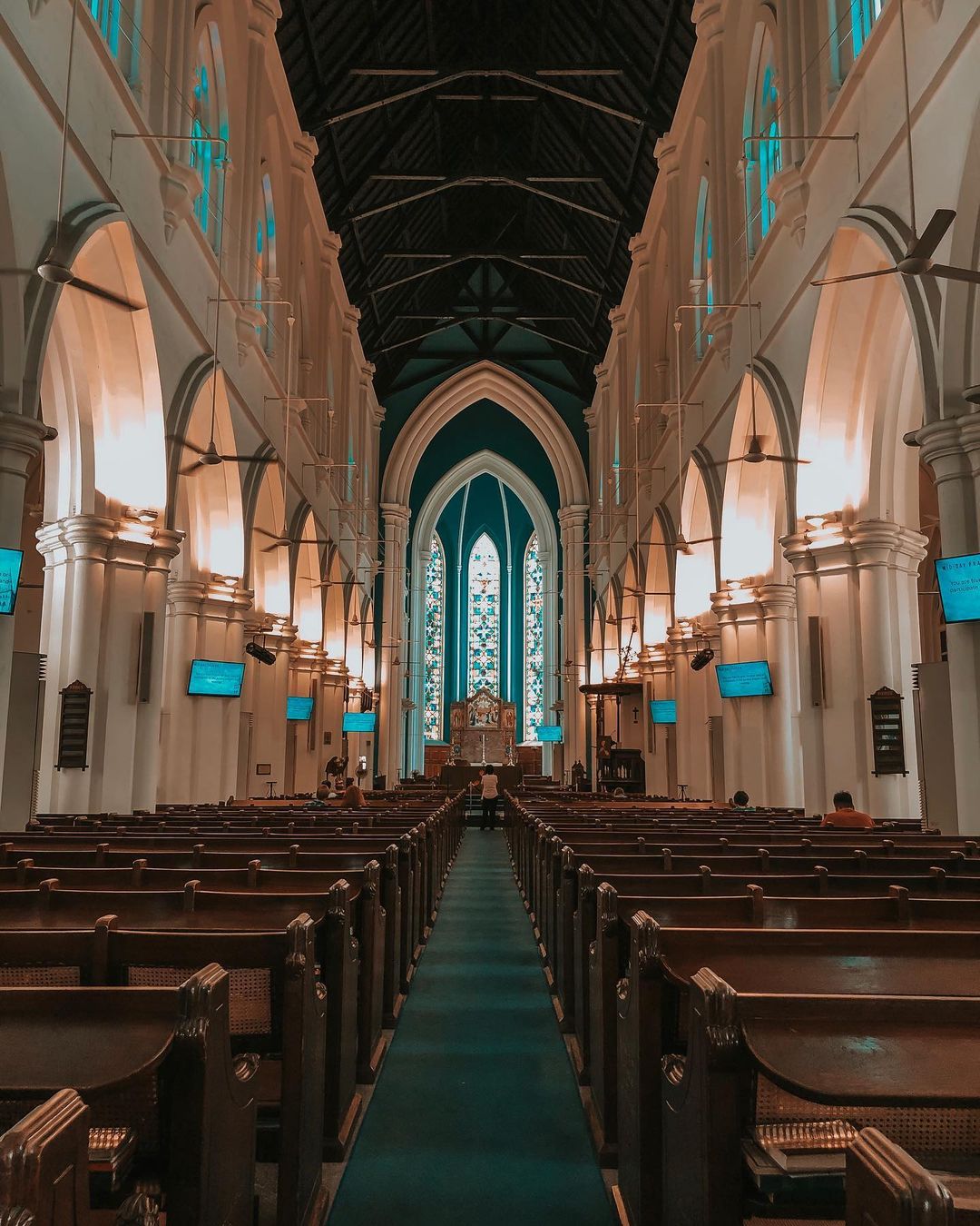 Beautiful Churches in Singapore - St Andrew's Cathedral Interior