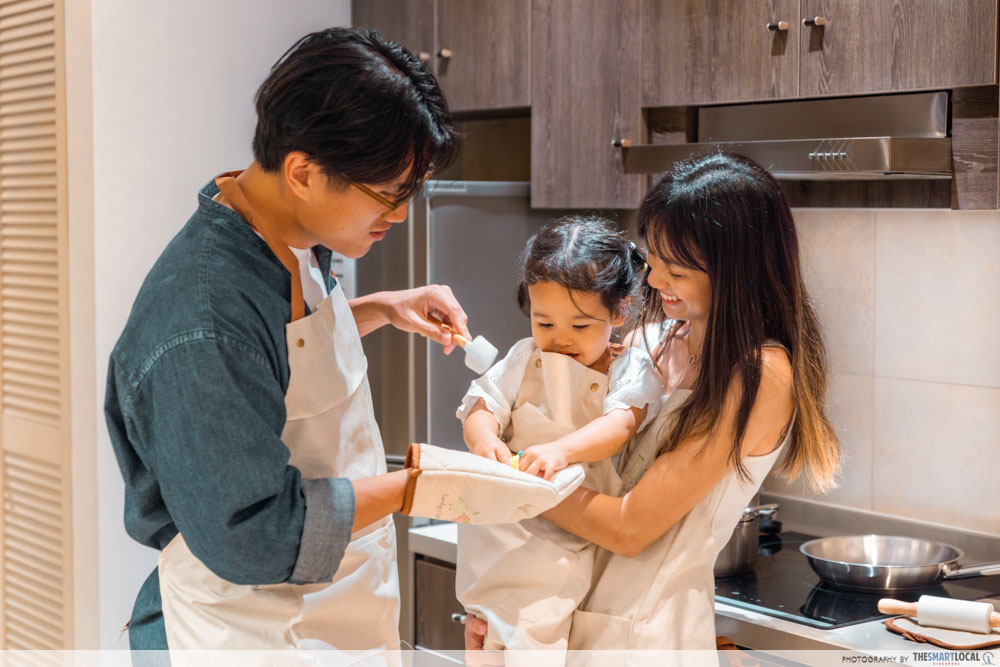 Far East Hospitality Your Family Moments baking set