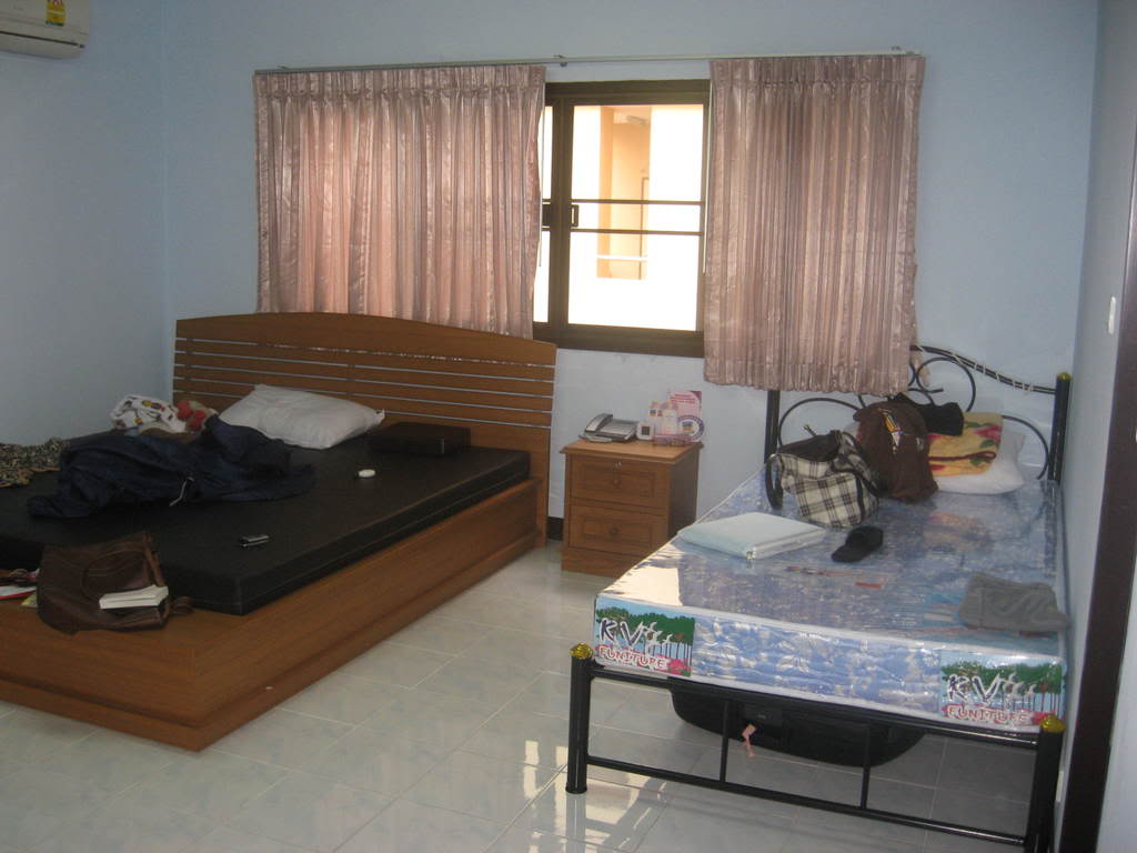 migrating overseas - bangkok apartment