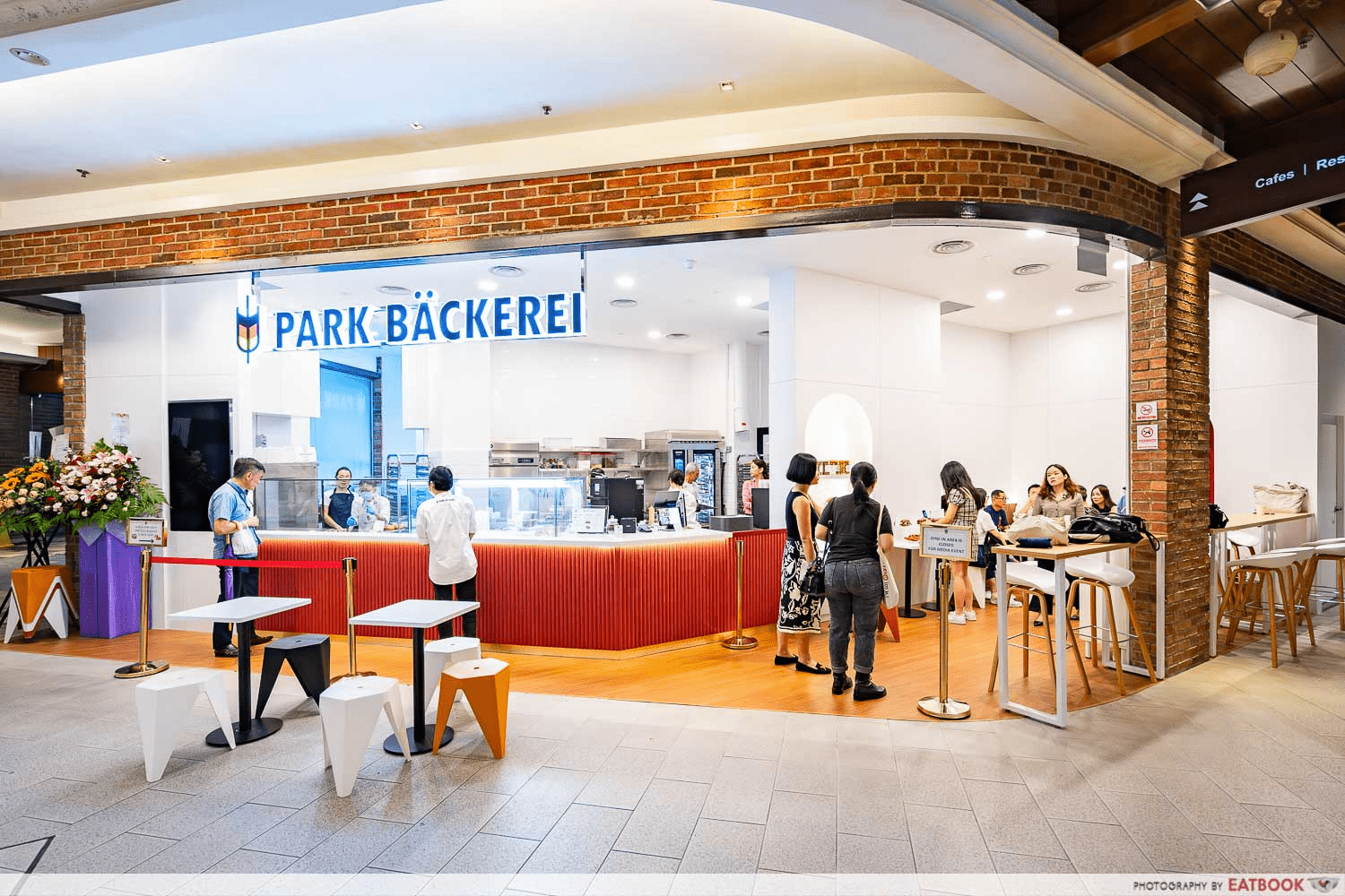 new restaurants cafes Park Bäckerei exterior