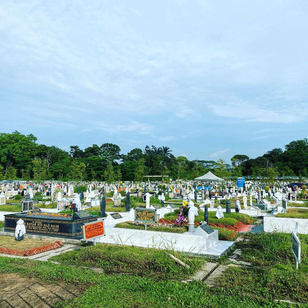 Lim Chu Kang Cemetery
