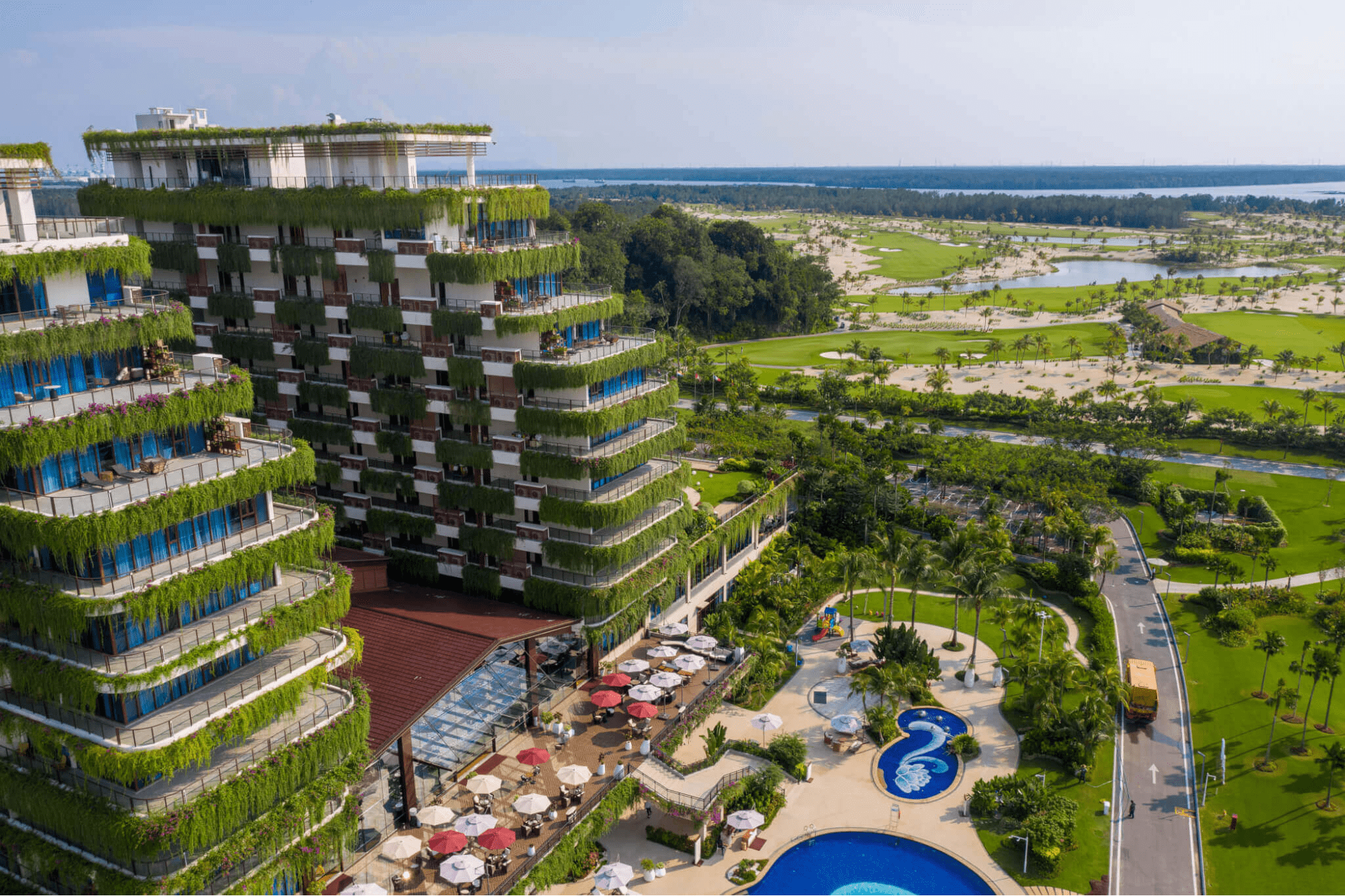 things to do in jb tuas checkpoint - Forest City Golf Resort hotel