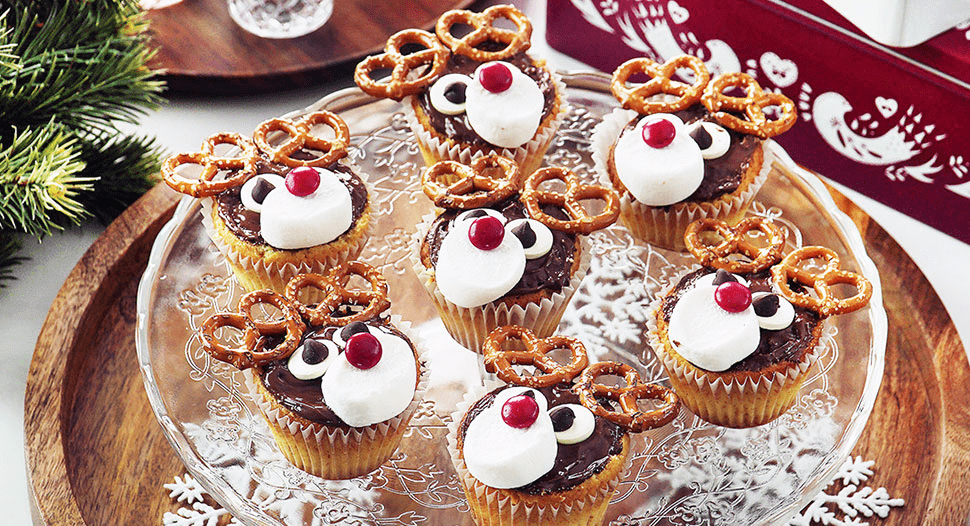 Rudolph-shaped butter cupcakes