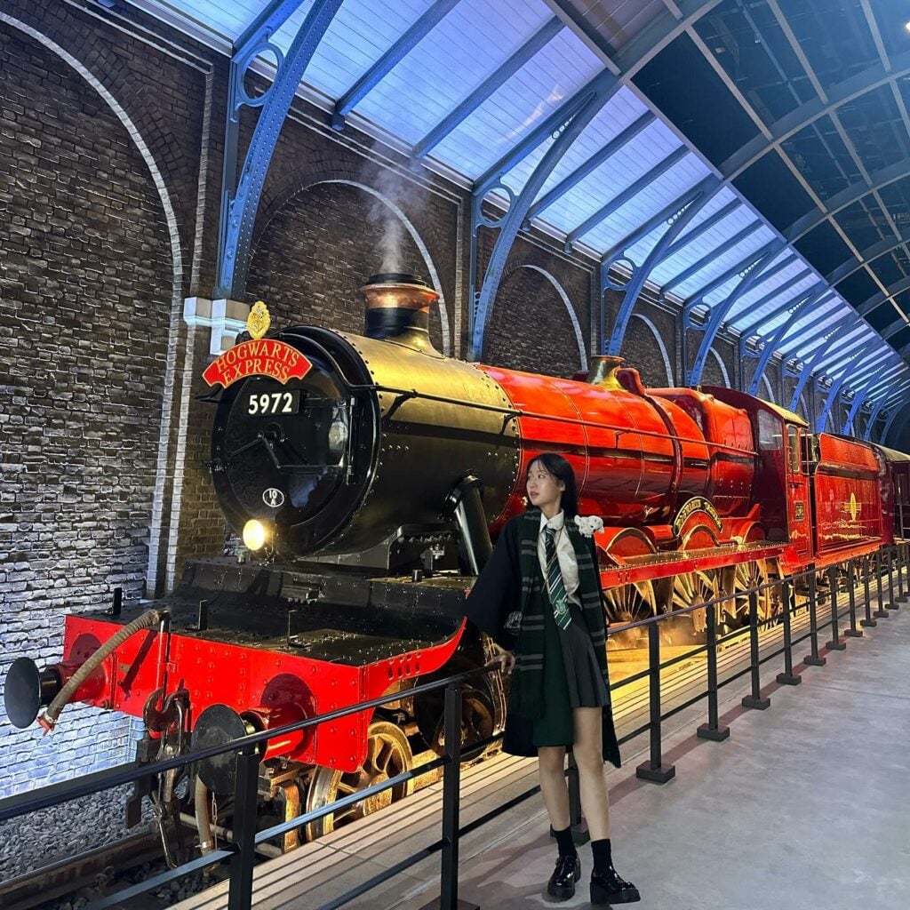 harry-potter-studio-tour-tokyo-bts-tours-biggest-merch-store