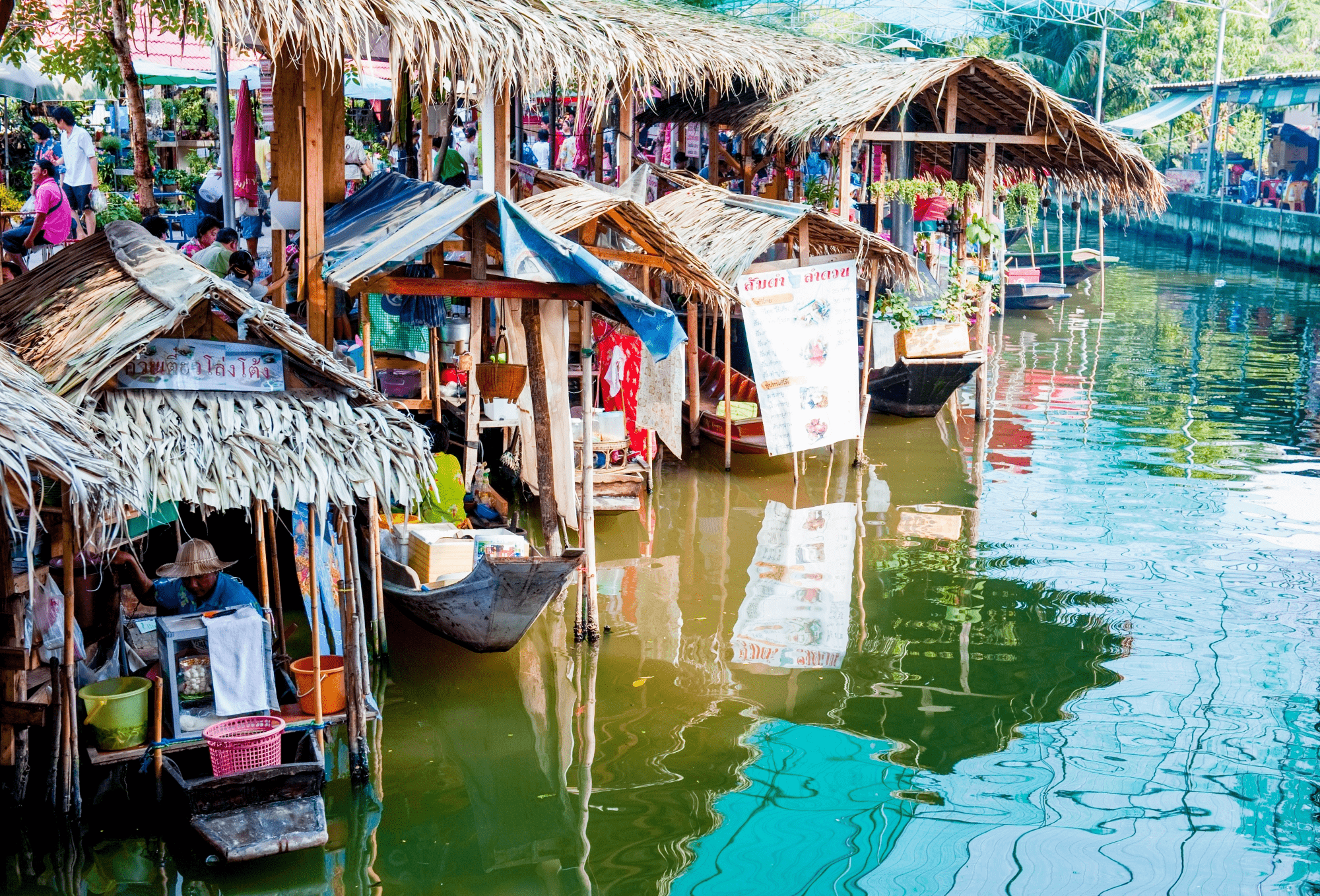 things to do near bangkok - Bang Nam Phueng Floating Market