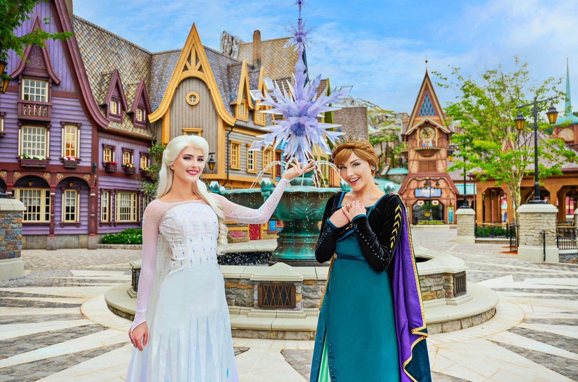 New & upcoming theme parks in Asia - Meet and greet with Anna & Elsa