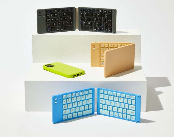 Typo Singapore - Foldable Wireless Keyboard