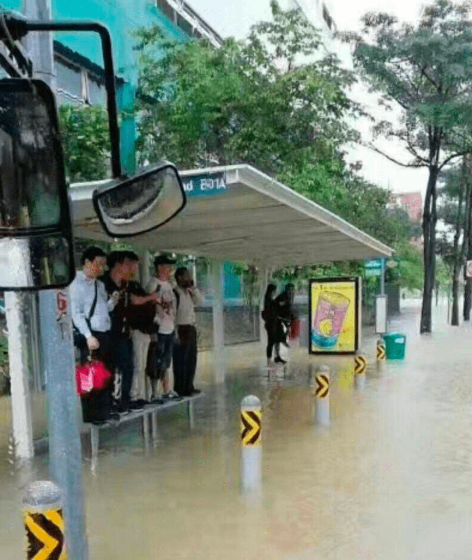 flood singapore - shelter