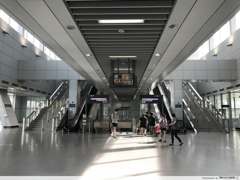 MRT Hacks - Empty MRT station
