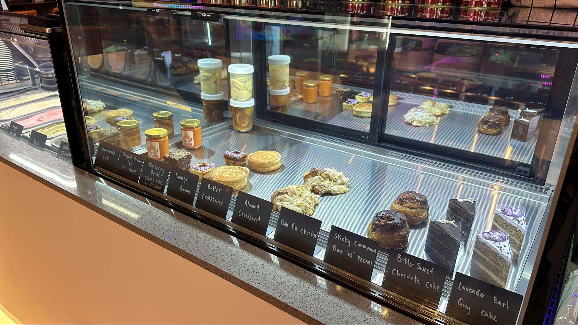 GameOver Gaming Cafe in Dhoby Ghaut - Pastries and Desserts