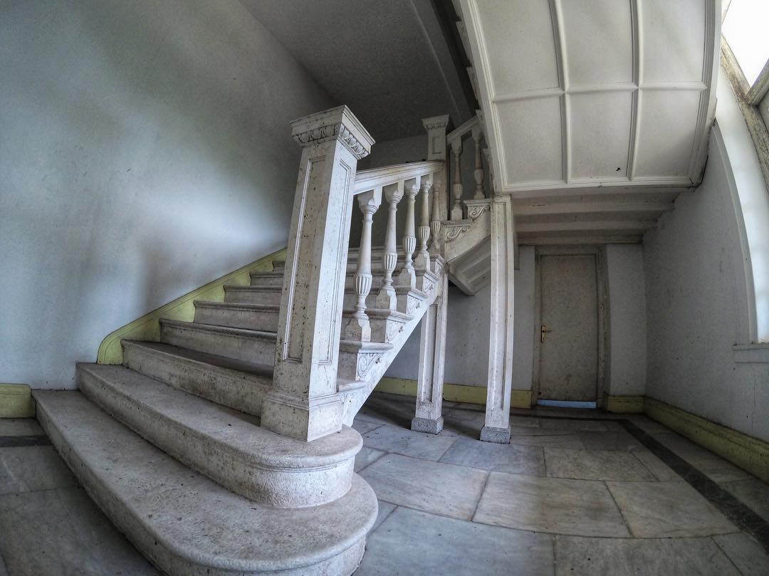 No. 11 keppel house - staircase
