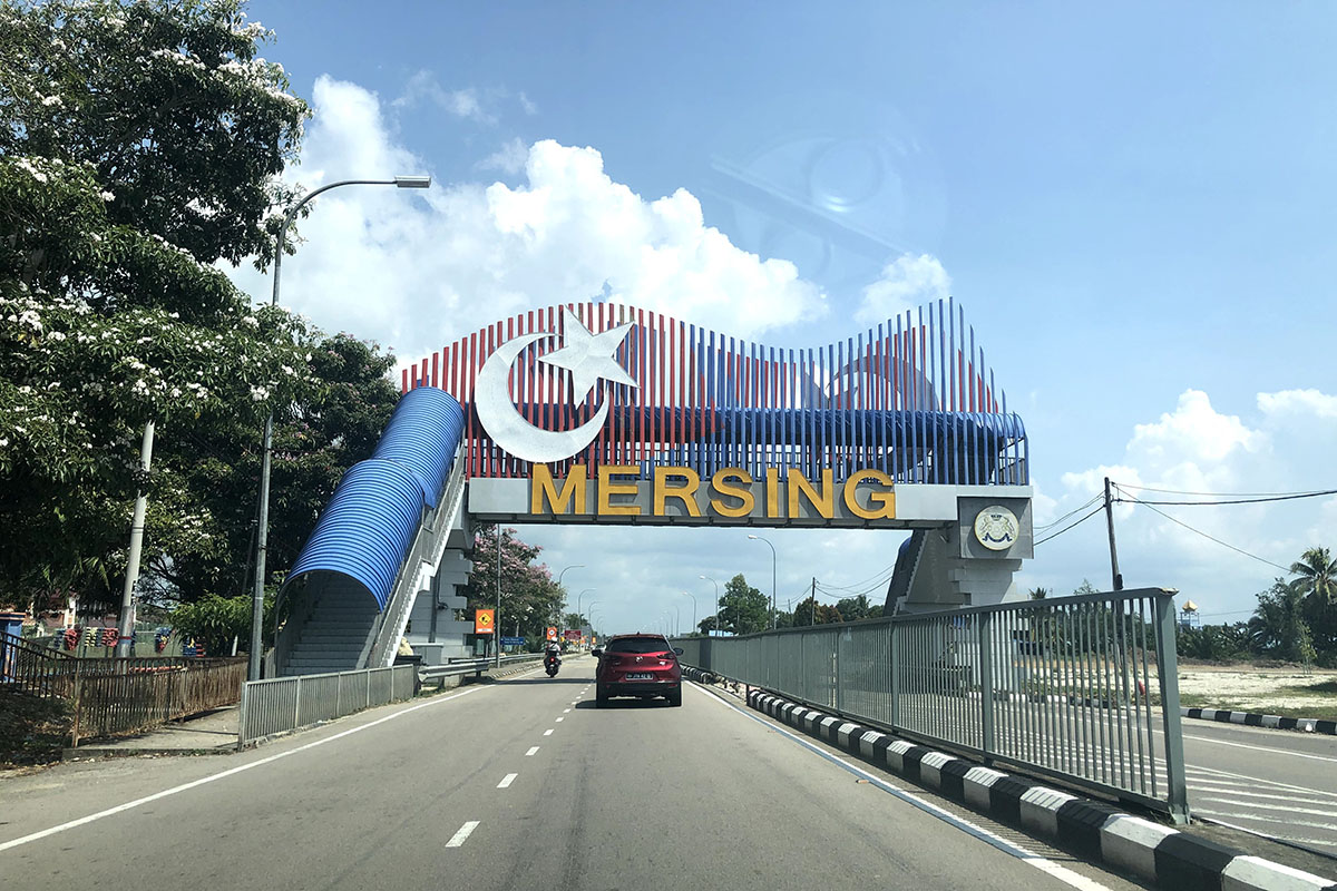 Singapore to Tioman travel guide - Welcome to Mersing road sign