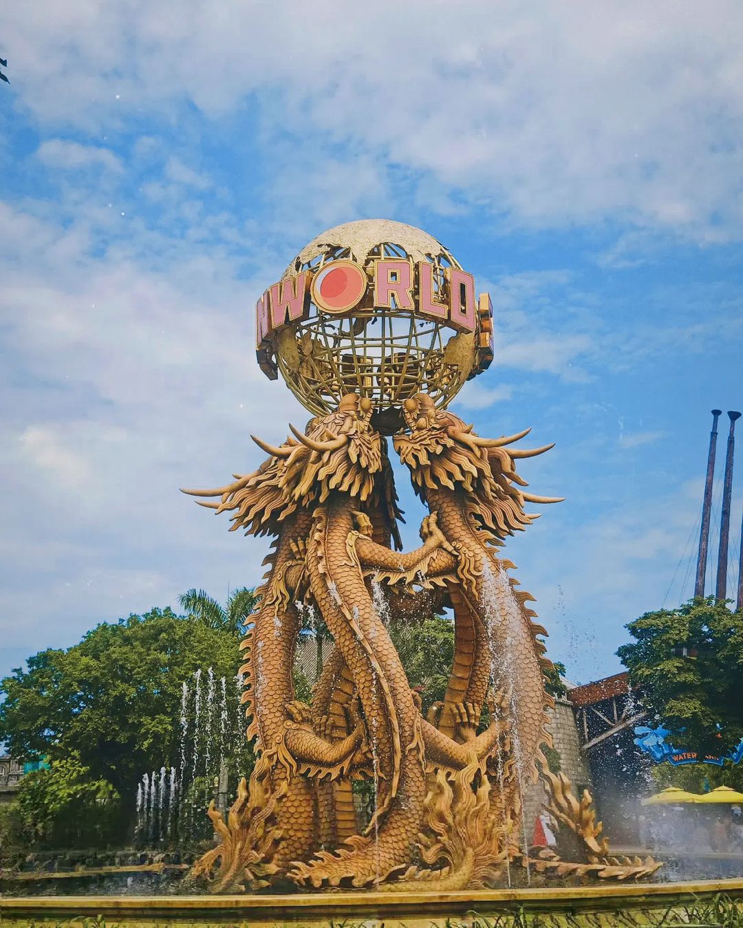 Sun World Halong Complex Vietnam - dragon statue