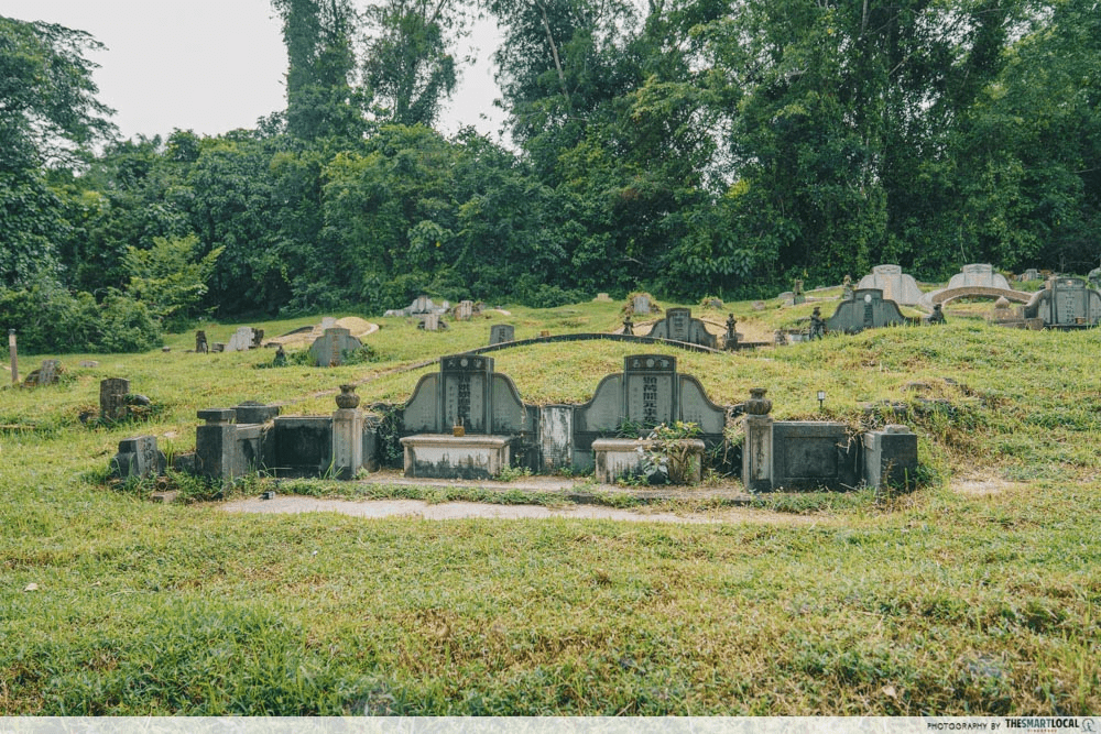 Graves At Bukit Brown Cemetery - Restricted Places In Singapore You Can Explore On Google Maps
