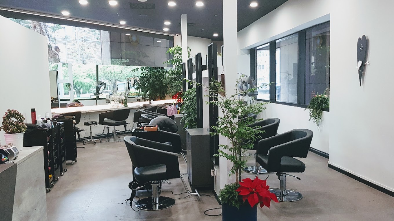an inside look of Ocean Korean Hair Salon 
