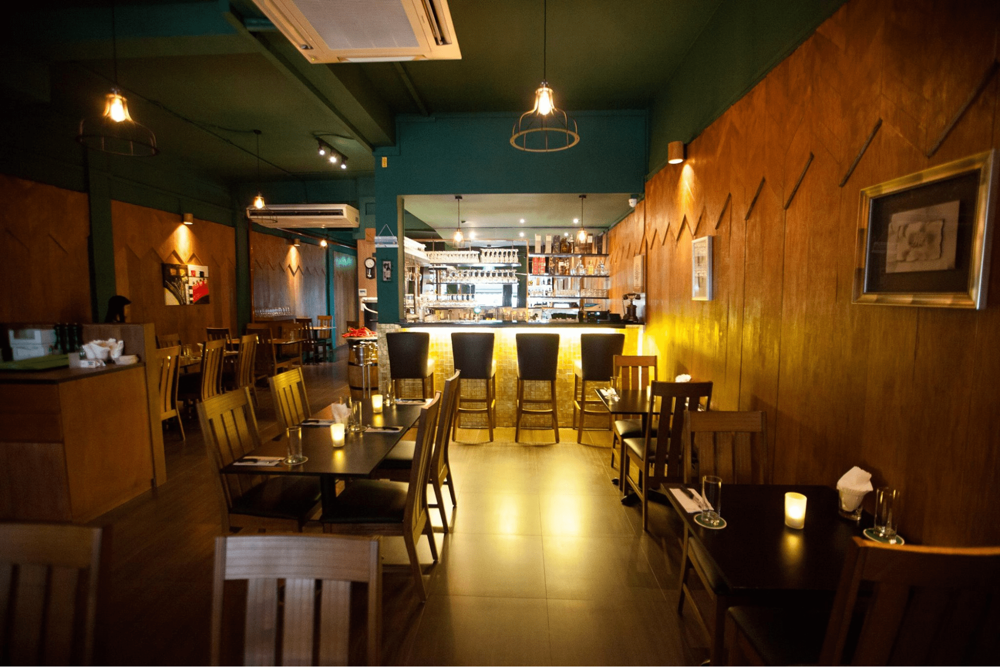 Wine Bars In Singapore - Jag Wine restaurant and bar
