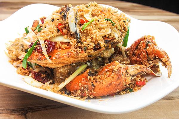 Things to do at FairPrice Hub - Typhoon Shelter Crab