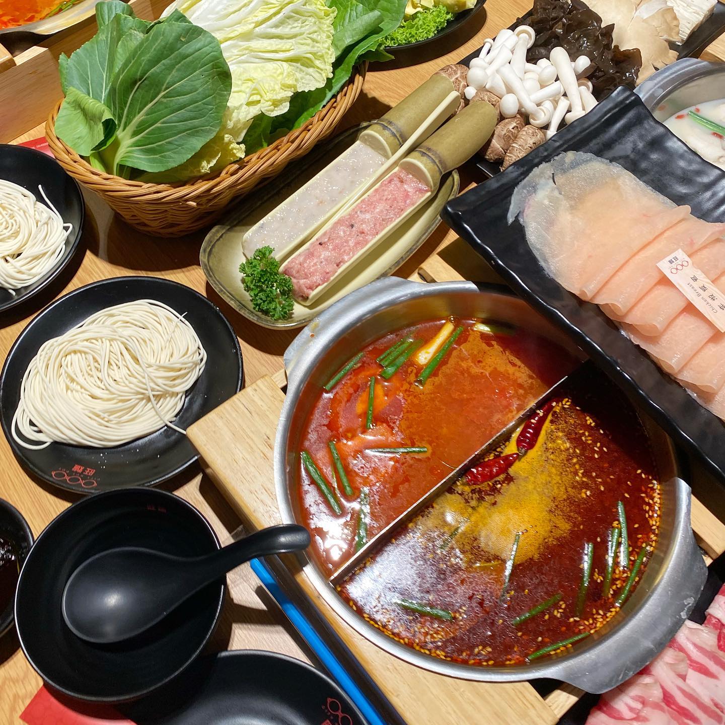 solo date ideas - city hotpot set meal