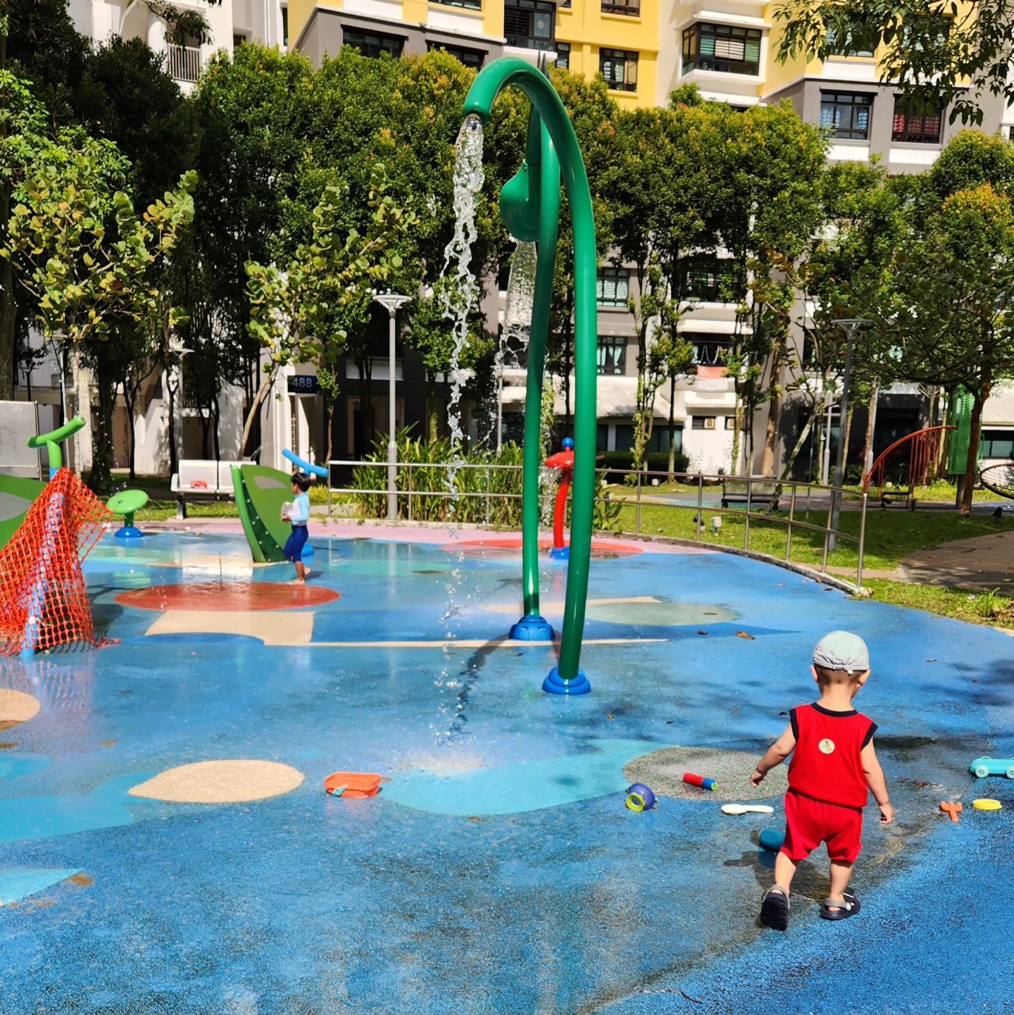 Free Water Playgrounds - Jelutung Harbour Park