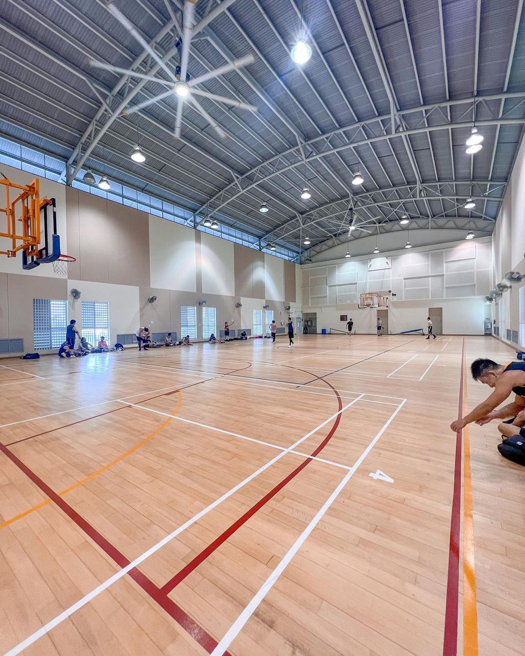 Nan Hua High School - Basketball Courts In Singapore