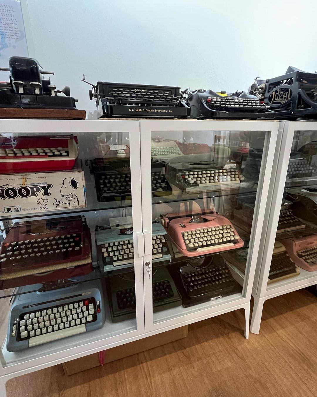 Type8ar - typewriter collection