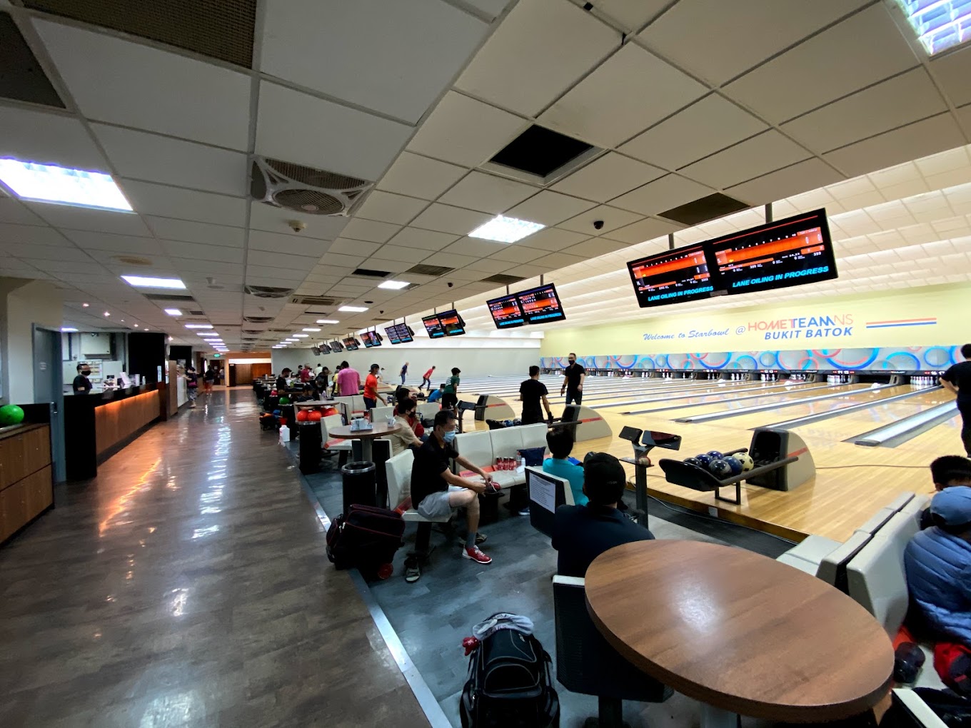 bowling alleys singapore - starbowl