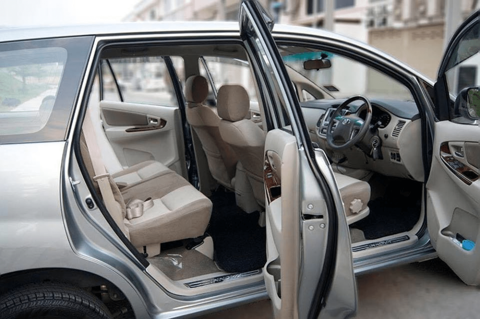 illegal cross-border services - sgmy trips