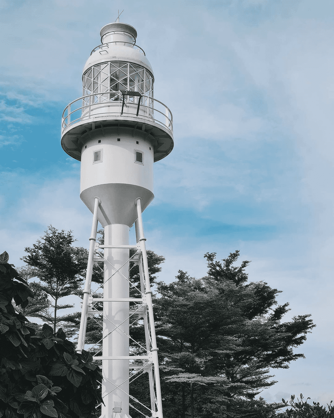 Lighthouses Singapore - Fort Canning Lighthouse