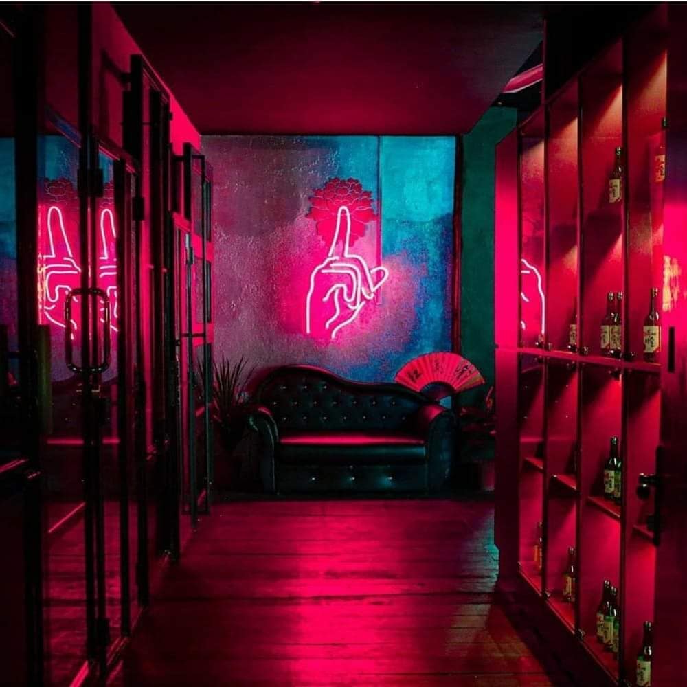 Lucky Cat By SSHHH in JB - neon signs